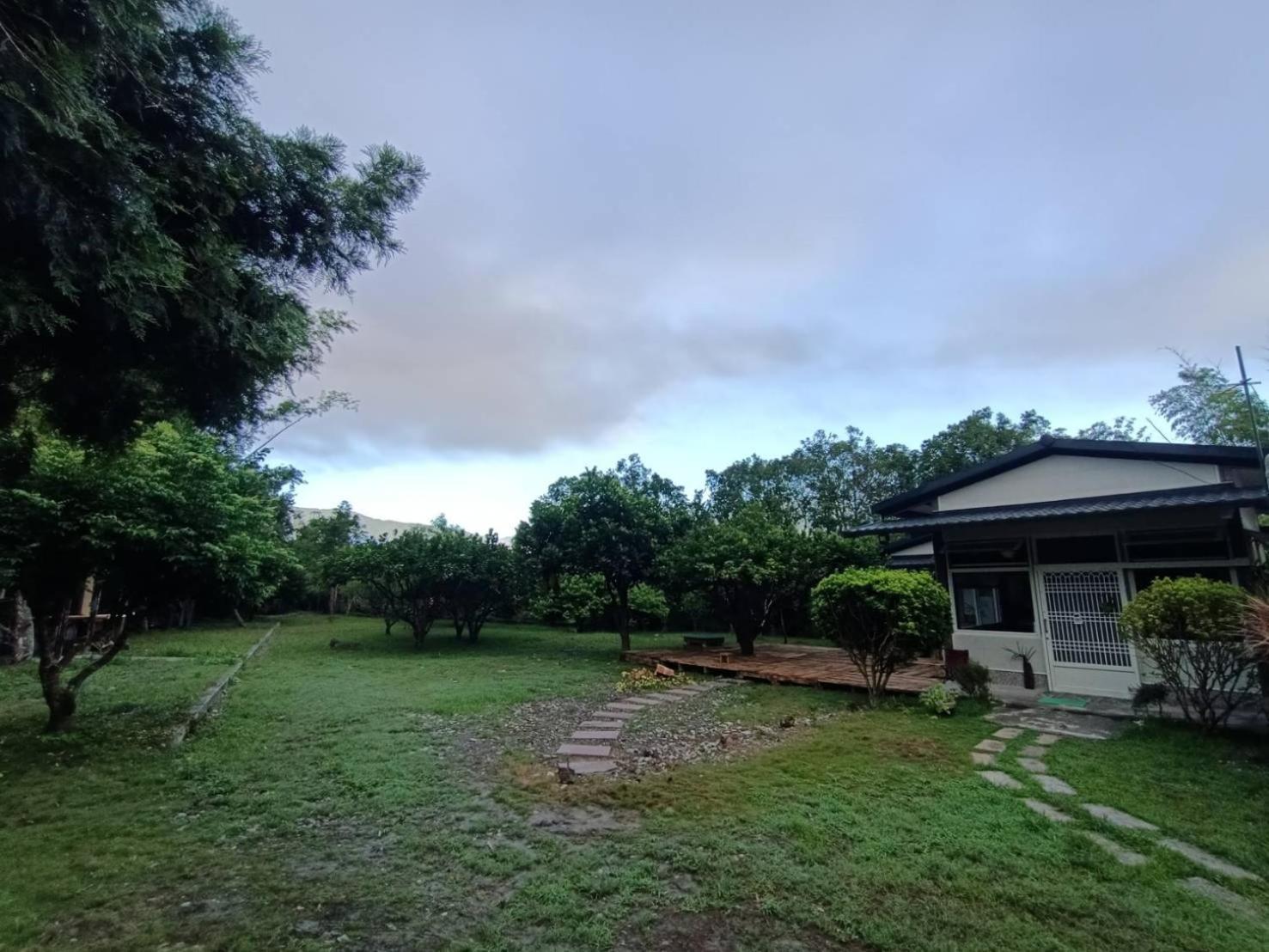 十畝田山莊會館 Hotel Chishang Exterior photo