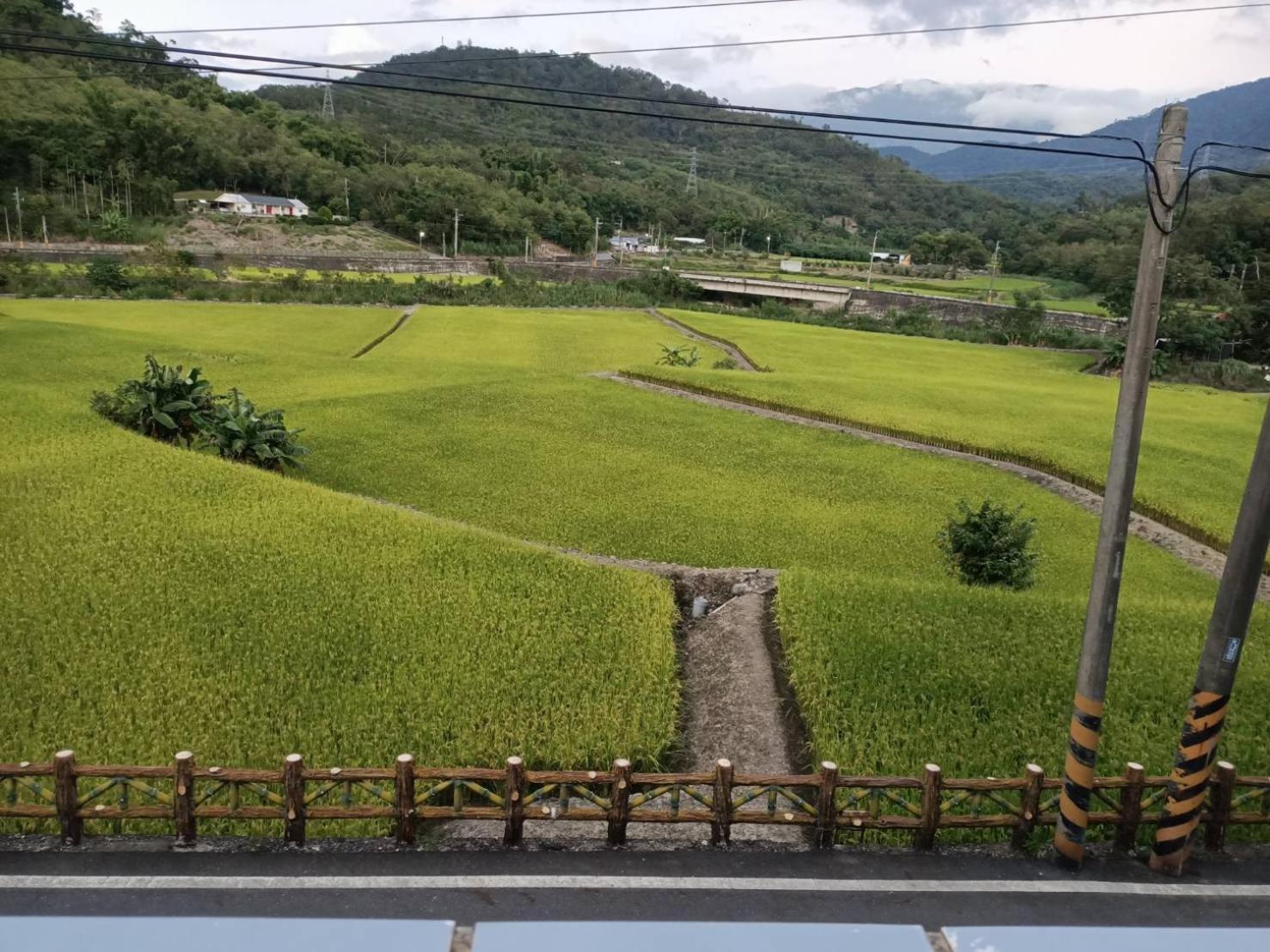 十畝田山莊會館 Hotel Chishang Exterior photo